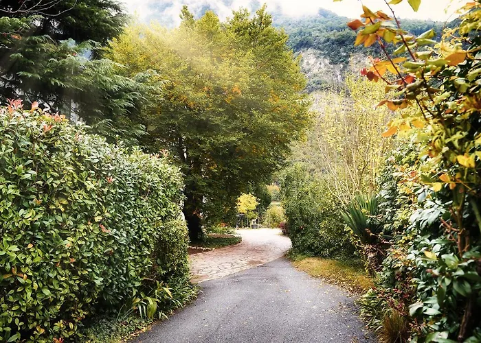 B&bike فندق مبيت وإفطار 4*